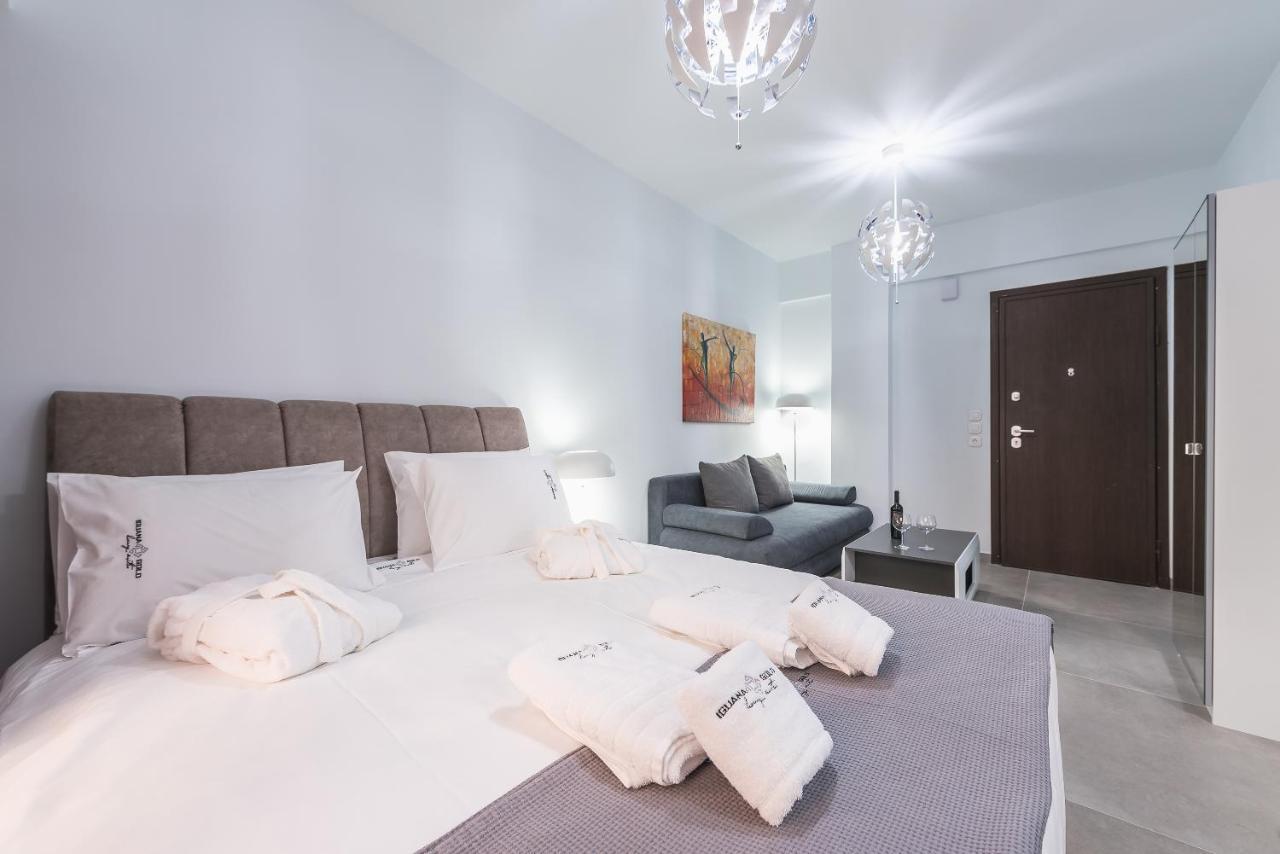 Iguana Gold Luxury Suites 1Min From Ermou Str Athene Buitenkant foto