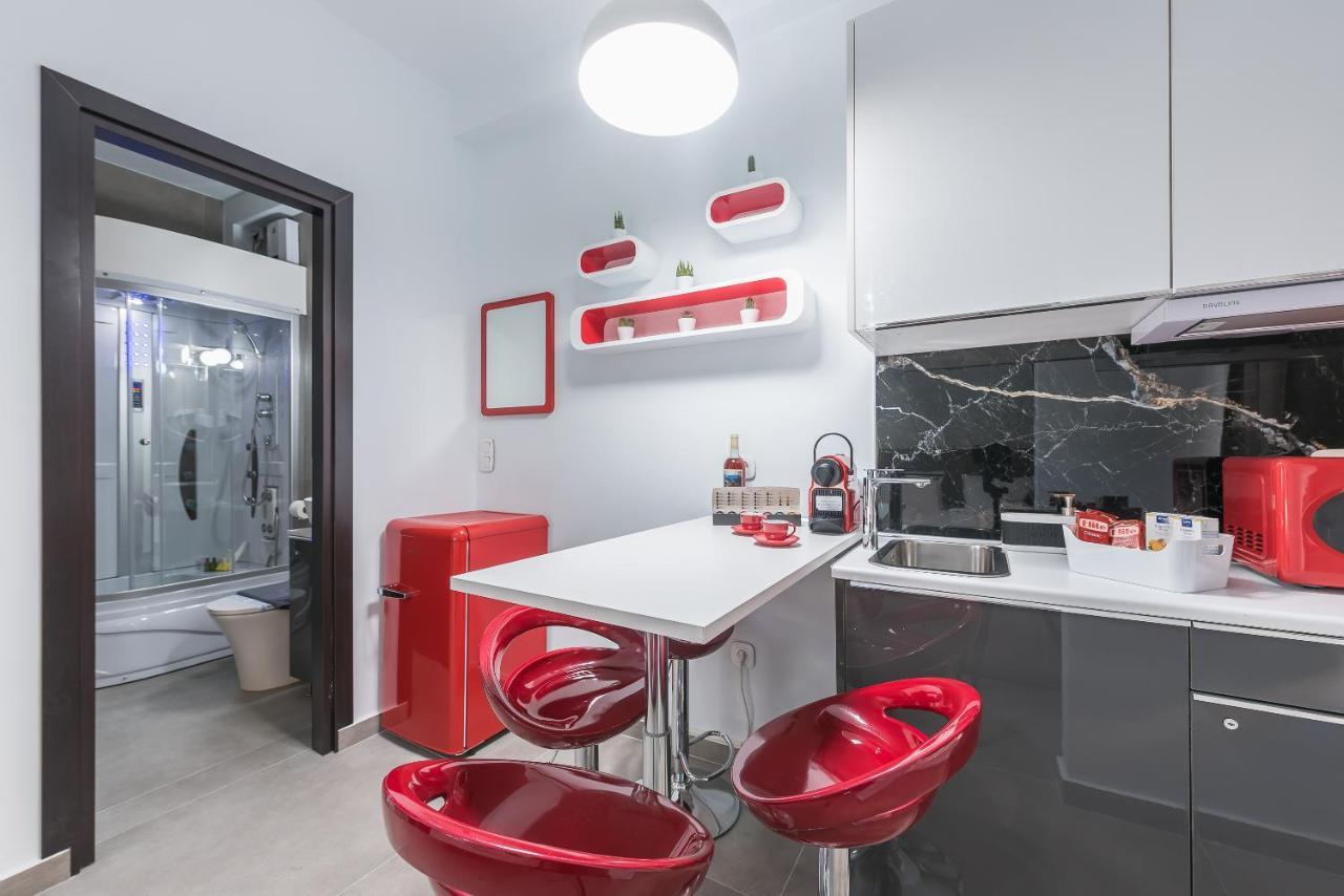 Iguana Gold Luxury Suites 1Min From Ermou Str Athene Buitenkant foto